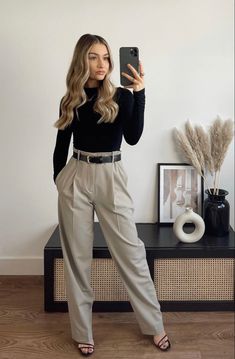 Lily Clark, Corporate Attire Women, Work Ootd, Classy Business Outfits, Fest Outfits, Corporate Attire, Look Formal