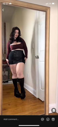 Goth Skirt Outfit Plus Size, Vegas Night Club Outfit, Slay Outfits Baddie, Plus Size Emo Outfits, Chubby Baddie, Plus Size Alt Outfits, Plus Size Baddie Outfits, Goth Outfits