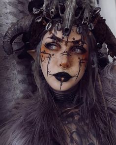 Viking Makeup, Dragon Makeup, Demon Makeup, Halloween Makeup Witch, Concert Makeup, Makeup Pictorial, Show Makeup, Cute Halloween Makeup, Witch Makeup