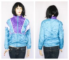 90s Clothes, Windbreaker Vintage, Vintage Puma, Fitted Coat, Retro Jacket, Retro Sports, Womens Windbreaker, Bleu Violet, Purple Jacket