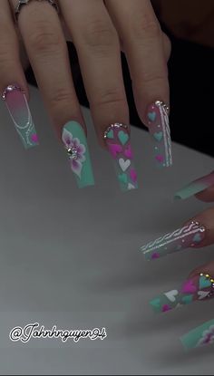 Gemini Nails Designs, Creative Motivation, Motivation Ideas, Fancy Nails Designs, Stylish Nails Designs, Nails Design With Rhinestones, Girly Acrylic Nails, Cute Acrylic Nail Designs, Glow Nails