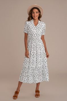 White Short Sleeve V Neck Rayon Floral Maxi Dress - New Arrivals - Petallush Dresses With Tennis Shoes, Fancy Short Dresses, Spring Dresses Women, Flowy Maxi Dress, Midi Dress Casual, Summer Dress Outfits, Leather Dresses, White Short, Women's Summer Fashion