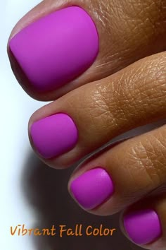 Trendy Pedicure Ideas, Summer Pedicures For Pale Skin, Toenails Summer 2023, Fun Toenail Colors, Good Toenail Colors, Shellac Toenails Summer, Matte Toenails Polish, Cute Toenails Pedicures, Pretty Summer Toenail Colors