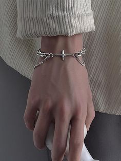 Style: Casual/Street/Y2K/Sweet/Preppy/Punk/Hip Pop/GrungePattern Type: GeometricMaterial: Alloy. Titanium SteelQuantity: 1pcSize: one size fitGender: girlsOccasion: Going Out/Holiday/Travel/Festival/Club/Weekend Casual Layered Silver Bracelets, Preppy Punk, Street Y2k, Edgy Jewelry, Chunky Chain Necklaces, Dope Jewelry, Bracelet Online, Funky Jewelry, Crystal Chain