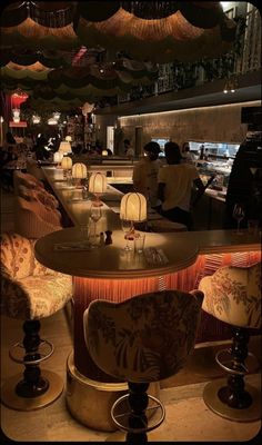 Jazz Restaurant, Zigarren Lounges, Fall Aesthetic Pictures, 1920s Jazz, Studera Motivation, Gilmore Girls Seasons, Cozy Bar