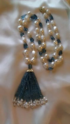 Black Beads And Pearls, Luck Necklace, Gold Tassel Necklace, Good Luck Necklace, Beaded Necklace Designs, Hamsa Necklace, Gold Pendant Jewelry