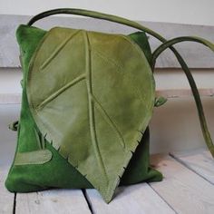 Leaf Purse, Leather Supplies, Leather Leaf, Fairy Clothes, Medium Handbags, Original Gifts, Original Bags, Nice Leather, Beautiful Bags