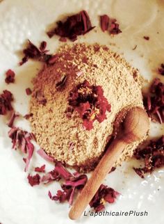 Hibiscus and Almond, Face Mask, Natural Cleansing Grains, French Clay Face Mask, Hibiscus Face Mask, Hibiscus Face Mask, Face Mask Natural, Diy Face Cream, Cucumber Face Mask, Natural Cleansing, Face Mask For Blackheads, Homemade Moisturizer, Tumeric Face Mask, Green Tea Mask