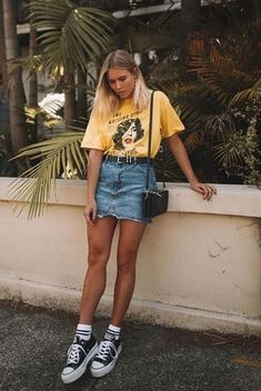 Trendy Swimwear, Womens Style, Street Style Trends, Festival Looks, Hailey Baldwin, Pinterest Fashion, Jeans Rock, Style Women, Denim Overalls