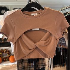 Short Sleeve Sweater Top With Cut Outs. This Top Is Great Material And So Comfortable And Trendy. It Is So Flattering For All Body Types Stretch Brown Tops For Day Out, Brown Short Sleeve Crop Top For Fall, Grey Tube Top, Twist Crop Top, Crop Top Short Sleeve, Cutout Crop Top, Green Corset, Brown Crop Top, Red Crop Top