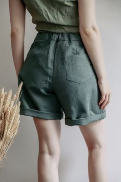 LINEN Shorts, High Waisted Linen Shorts With Pockets, Wide Leg Linen Shorts For Women * Handmade * 100 % washed and softened linen * With inner pockets * Custom measurements Please send me your bust, waist,hips, and height measurements if you want a custom fit. Smart Shorts, Buy Linen, Shorts High Waisted, Women Shorts, Uniqlo Women, Shorts For Women, Organic Linens, Women Plus Size, Linen Shorts