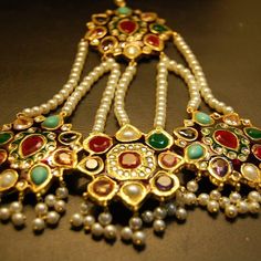 Multi Kundan Jhumar Tikka for Head Jhumar Tikka, Pearl Strings, Gold Jewelry Prom, Fashion Advisor, Kundan Jewellery Bridal, Jewelry Kundan, Rani Haar, Kundan Jewellery Set, Mala Jewelry