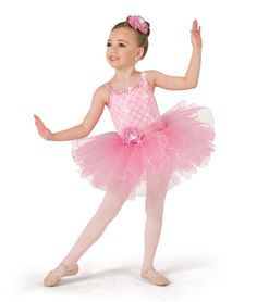 Kids Ballet, Lyrical Dresses, Dance Picture Poses, Dancer Pose, Mermaid Wallpapers, Ballet Kids, Ballet Poses, Princess Photo, Ballerina Birthday