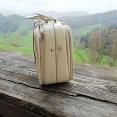 You are looking at very nice vintage woman bag made in 70s. The bag has an accordion style. It is made of beautiful white leather. The bag is in great vintage condition with some marks of daily use, especially in the bottom of the bag (please look the picture). Inside of the bag is in adorable red colour. The bag is very nice looking. It could be very special gift. Dimensions: Height: 22 cm or approx. 9 inch Width:29 cm or 11, 4 inch. Delivery worldwide. If you are interested in more my items, p Leather Bag Women, White Bag, White Leather, Bag Making, Bags Women, Leather Women, Vintage Ladies, Leather Bag, Special Gifts