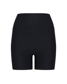 DETAILS: Black High-waisted biker shorts featuring Nylora's signature 4-way stretch fabric Silky smooth compression fabric Brand logo detail on back waistband 76% nylon, 24% lycra Machine wash SIZE & FIT: Fits true to size Inseam : 4 1/4" Waist : 11 3/4" Model is 175cm/ 5'9" and is wearing a size Small Outfits With Black Biker Shorts, Fur Collar Outfit, Shorts For School, Sporty Outfit Ideas, Biker Shorts Black, White Cropped Sweatshirt, Black Bike Shorts, Legging Shorts, Mark Webber