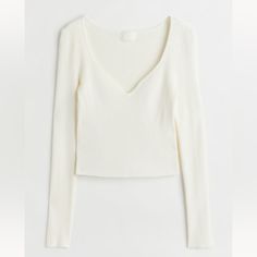 Nwt - H&M Short Rib Knit Top In Xl. The Color Isnt Fully White, Definitely A Tiny Bit Of Off White H And M Shirts, H And M, Rib Knit Top, Ribbed Knit Sweater, Fitted Sweater, Sweatshirt Dress, Ribbed Sweater, Baby Baby, Knit Jumper