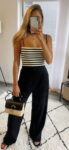 Comfy Work Outfit Summer Casual, Out To Dinner Outfit Spring, Casual Graduation Party Outfit, Classy Holiday Outfits Summer, Spring And Summer Outfits 2024, Simple Outfits For Spring, Classy Concert Outfit, Ireland Summer Outfits, Napa Outfit