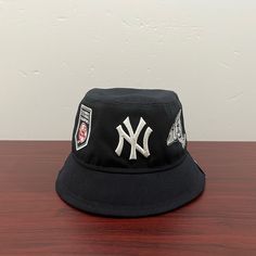 Brand - New Era Hat Type - Bucket Hat Team - New York Yankees League - Mlb 27x World Series Champions Condition- Brand New Color - Navy Blue & White Sizes Available; Small|Medium Large|Xl Yankees Fitted Hat, Hat New York, Thunder Nba, Yankee Fitted, Custom Fitted Hats, New Era Snapback, New Era 39thirty, Flex Fit Hats, New Era Hat