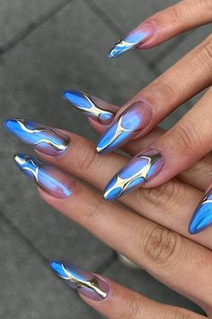 Blue To Pink Ombre Nails, Blue Nails Vacation, Cool Long Nails, Urban Nails Designs, Nails 2024 Blue, Blue Neon Nails, Cool Blue Nails, Blue Chrome Nails Designs, Nail Art Designs Blue