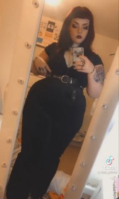 Summer Goth Outfits Plus Size, Lazy Goth Outfits, Chubby Goth Outfit, Thick Goth Outfits, Black Slip Skirt Outfit, Fat Goth, Chubby Goth, Goth Baddie