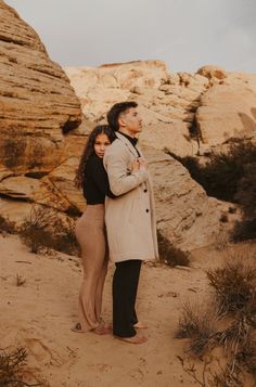 Las Vegas Red Rock Canyon State Park Couple Photoshoot Park Couple Photoshoot, Rock Couple, Red Rock Canyon, Couples Love, Genuine Love, Red Rocks, Couple Photoshoot, Love Stories, Red Rock