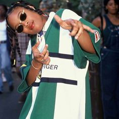 Jamel Shabazz, Look Hip Hop, Indie Outfits Grunge, Hip Hop Mode, Looks Hip Hop, Da Brat, Estilo Cholo, New Halloween Costumes, New Orleans Saints Football