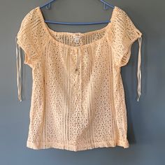 Gorgeous Cream Color Blouse With Eyelet Pattern. Unique And Great Quality. Brand New With Tags. Never Worn. Summer Beige Tops For Daytime, Beige Tops For Daytime Summer, Beige Tops For Daytime Summer Wear, Bohemian Cotton Top For Daytime, Casual Beige Tops For Daytime, Eyelet Shirt, Color Blouse, Women White Blouse, White Sleeveless Top