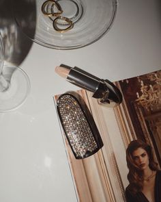 Guerlain Lipstick Aesthetic, Guerlain Lipstick Case, Guerlain Lipstick, Guerlain Rouge G, Winter Moodboard, Guerlain Makeup, Black And Gold Aesthetic, Golden Diamond, Makeup Wishlist