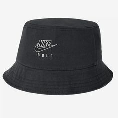 Keep your head covered in the Nike Apex Golf Bucket Hat. Golf Bucket Hat, Nike Bucket Hat, Baseball Buckets, Short Brim Hat, Bucket Hat White, Nike Hat, Bucket Hat Black, Nike Tennis, Golf Hats