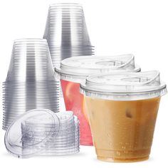 plastic cups with lids and lids are lined up