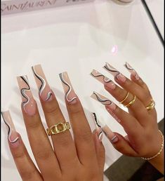 #follow #nailart #nailsofinstagram #nails #beautyblog #acrylicnails #blogging #blogger #blog Nails And Rings, Pink Acrylic Nails, Square Acrylic Nails, Fire Nails, Dope Nails