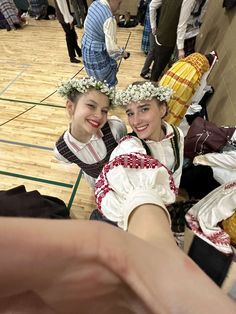 0.5 selfie, tautiniai rūbai, lithuanian, dance, lithuanian folk dance Latvian Folk Dance, Paula Core, Poland Aesthetic, Final Year Project, Slavic Culture, Dance Aesthetic