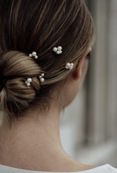 Silver Gold Plated Jewellery, Modern Bridal Hairstyles, Bridal Hairpins, Wedding Hairstyles And Makeup, Accessories Pearl, Bridal Hair Inspiration, Hair Accessories Pearl