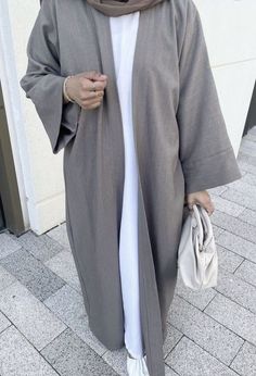 Stylish Burqa Designs, Grey Abaya, Burqa Design, Burqa Designs, Simple Abaya, Modest Outfits Muslim, Abaya Collection, Abaya Designs Latest, Casual Abaya