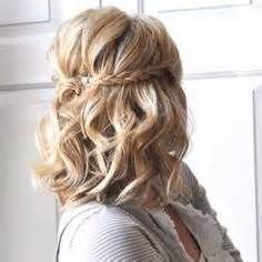 half up half down medium length hairstyles - Yahoo Canada Image Search Results Wedding Hairstyles Medium Length, Medium Long Hair, Short Hair Updo, Boho Hairstyles, Styling Inspiration, Short Curly Hair