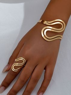 Geometric Hollow Solid Color Bracelet + Rings Accessories Two Pieces GOLD-One_size Adjustable Metal Bangle Jewelry, Gold Alloy Rings For Party, Trendy Gold Metal Body Jewelry, Metal Open Ring Jewelry For Party, Gold Alloy Open Ring Jewelry, Metal Open Ring For Party, Adjustable Open Ring Jewelry For Party, Adjustable Open Ring For Party, Gold Ring For Parties