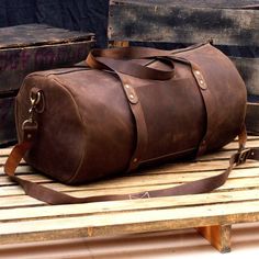 Overnight Leather Duffel / Leather Duffle Travel Bag / Chestnut Brown Travel Shoulder Bag / Weekend Luggage Bag / Leather Weekender Bag Mens Overnight Bag, Vintage Leather Travel Bag, Leather Overnight Bag, Leather Work Bag, Bag Minimalist, Leather Duffel Bag, Leather Weekender Bag, Leather Weekender