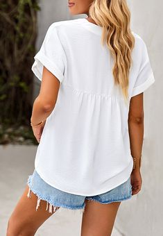 The EMES SHOP blouse is detailed with a fabulous ruched back design. Features solid color. v neck line. short sleeves. and loose fit. Pair it with distressed jeans and sneakers for an easygoing look.MATERIAL:100% PolyesterMEASUREMENTS: Product Length 25.5"-27"in 4-6-Small | Waist: 25"-26.5"in | Chest: 33"-34.5"in 6-8-Medium | Waist: 26.5"-28"in | Chest: 34.5"-36"in 8-10-Large | Waist: 28"-29.5"in | Chest: 36"-37.5"in 10-12-X-Large | Waist: 29.5"-31"in | Chest: 37.5"-39"in MEASUREMENTS: Product L Casual Chic Minimalist, Lantern Sleeved Blouses, Belted Midi Dress, Cuffed Shorts, Casual Tops For Women, Cute Summer Outfits, Mini Dress With Sleeves, Small Waist, Shop Blouses