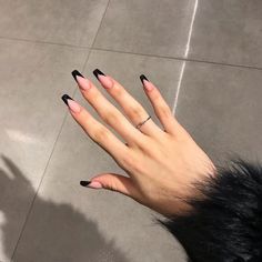 Black French Tip, Smink Inspiration, Grunge Nails, Black French, Tip Nails, Acrylic Nails Coffin Short