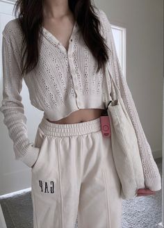 Fall outfits, fall aesthetic, fall 2023 fashion trends, outfit ideas for school, outfits for school, outfit inspo for school, outfit ideas preppy, simple outfit ideas, brandy Melville outfits, brandy Melville aesthetic, brandy fits, preppy fall outfits, basic outfit, y2k, balletcore outfits aesthetic, cottage core, 2000s fashion outfits, 2000s aesthetic, ballet core fashion, school aesthetic, simple monochromatic outfit, comfy outfit Practice Outfits, Korean Fashion Dress, Model Outfits, Trendy Fashion Outfits, Easy Trendy Outfits, Beauty Clothes, Sporty Outfits