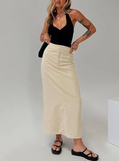 Romeria Maxi Skirt Beige Linen Skirt Outfit, Beige Maxi Skirt, Skirt Linen, Maxi Skirt Outfits, Fleece Dress, Linen Material, Outerwear Outfit, Loungewear Sets, Linen Skirt