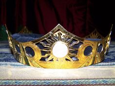 Crown Medieval, Gold Sun Crown, Aegon The Conqueror Crown, Fantasy Gold Crown Jewelry, Fantasy Crown-shaped Gold Jewelry, Gay Jewelry, Princess Aesthetic, Fantasy Aesthetic, Crown Jewels