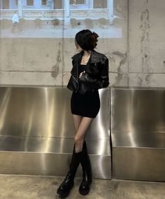 Dark Acubi Fashion, Dark Elegant Aesthetic Outfit, Mafia Girl Outfits, Acubi Fashion Aesthetic, Acubi Dress, Acubi Fashion, Lana Del Ray, Looks Black