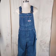 Really great pair of Bic Mac overalls....made in the USA. Men's size large....measurements: Waist    38 inches Inseam   34 inches Button fly Very nice condition. No holes or stains. No funky odors. Just a cool pair of vintage denim overalls.   Please see all the pictures for the best description. Bic Mac, Blue Denim Overalls, Mens Overalls, Grand Junction, Big Mac, Denim Overalls, Vintage Denim, Made In The Usa, Halloween Shopping