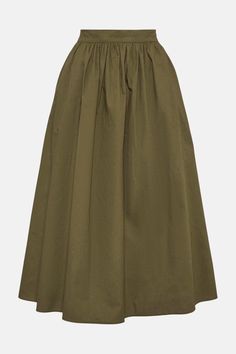 Meet your perfect summer skirt! Crafted from lightweight poplin cotton that'll ease through hot weather in style, the midi is cut in a classic full-skirted shape and features super-handy pockets. Closet Outfits, Autumn Skirt, Green Midi Skirt, True Autumn, Poplin Skirt, Midi Skirt Outfit, Ootd Inspo, Abaya Designs, Hijabi Outfits