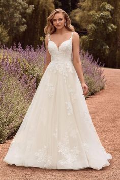 Sophia Tolli Wedding Dress Sophia Tolli: Y22180 - Hudson Wedding Dress With Corset, Sophia Tolli Wedding Dresses, Soft Tulle Veil, Strapless Wedding Dress Mermaid, Off Shoulder Ball Gown, Sophia Tolli, Evening Dresses For Weddings, Romantic Bride, A Line Wedding Dress