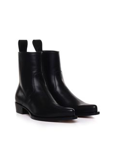 Ripley Boots Bottega Veneta Puddle Boots Outfit Men, Bottega Veneta Puddle Boots, Luxury Masculine Black Boots, Botega Venetta Boots, Bottega Veneta Tire Boots Men, Chloe Purses, Lambskin Leather, Leather Ankle Boots, Luxury Fabrics