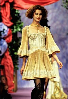 90s Runway Fashion, Vintage Runway, Original Supermodels, Special Clothes, Fashion Project, Christian Lacroix, Formal Style, Runway Collection, Couture Fashion