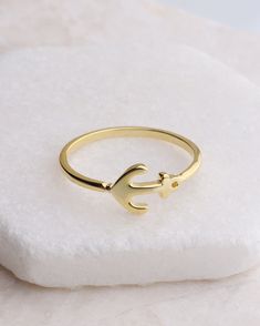 Dainty Anchor Ring Coastal chic is a style that will never go out. DETAILS: 14K Gold Vermeil Anchor Available in sizes 6-8 Delta Gamma Anchor, Anchor Ring, Anchor Rings, Coastal Jewelry, Backpack Gift, Delta Gamma, Coastal Chic, Anklet Bracelet, Anklet Jewelry