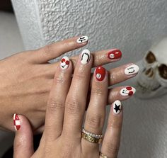 Koe Wetzel Nails, Zach Bryan Nail Ideas, Concert Nails Country, Texas Nails Designs, New York Nails Designs, Red Western Nails, Turquoise Western Nails, Americana Nails, Nashville Nails Ideas